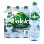 ⁦Eau Minérale Naturelle Volvic – 1,5 L⁩ - الصورة ⁦2⁩